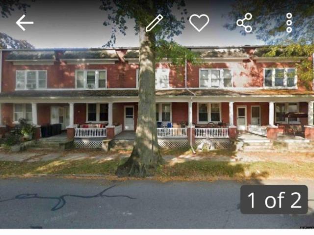 3 Br, 2 bath, Townhouse/Brownstone/RowHouse 710 N Front St