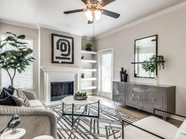 3 Br, 2 bath, Apartment 5342 Bond Street