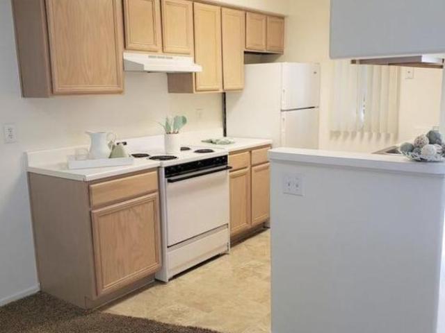 3 Br, 2 bath, Apartment 900 N Switzer Canyon Dr