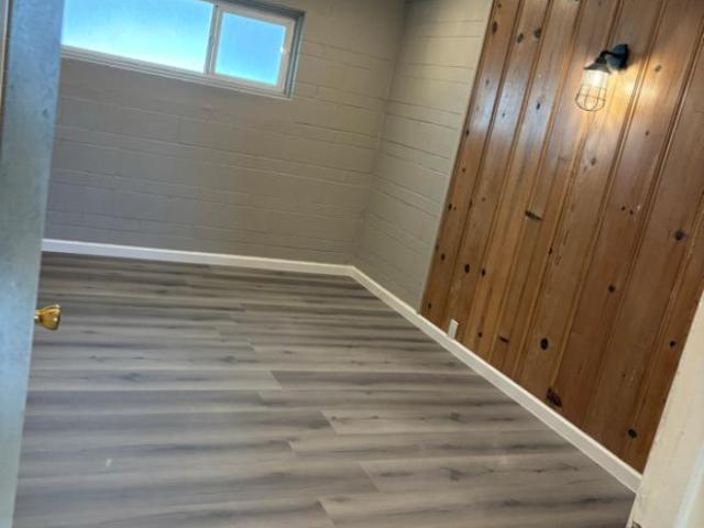 3 Br, 2 bath, Condo 4705 Yosemite Blvd