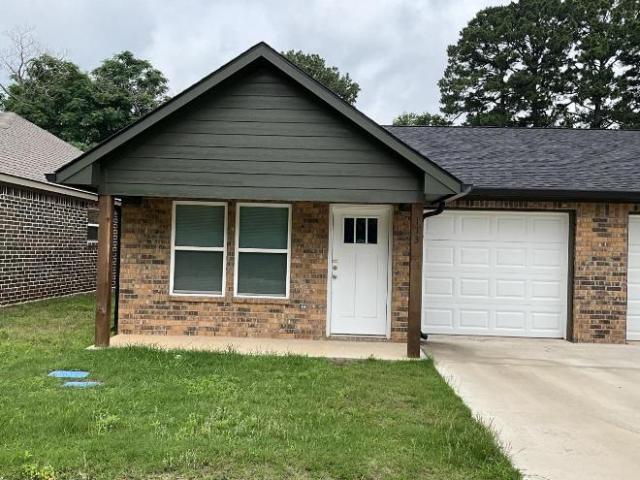 3 Br, 2 bath, Single Family 113 Isabella Street