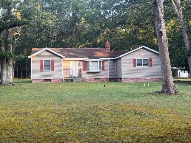 3 Br, 2 bath, Single Family 1112 6th Ave