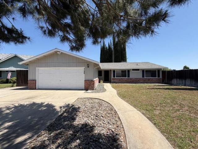 3 Br, 2 bath, Single Family 1120 Landreth Court