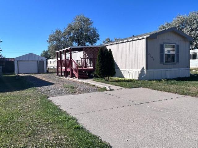 3 Br, 2 bath, Single Family 2706 Topeka Drive