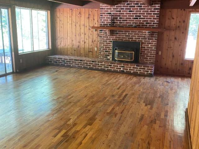 3 Br, 2 bath, Single Family 35227 E Lacomb Rd
