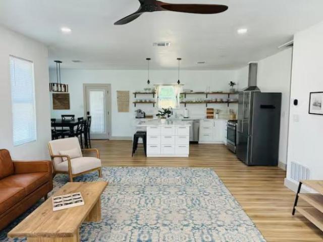 3 Br, 2 bath, Single Family 311 Church St