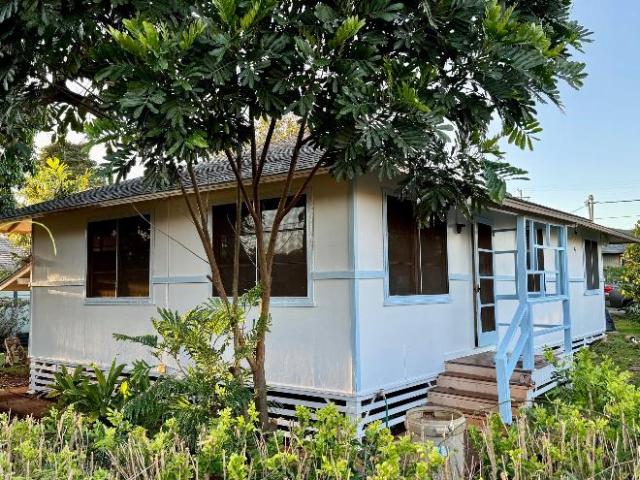 3 Br, 2 bath, Single Family 320 Longley Place