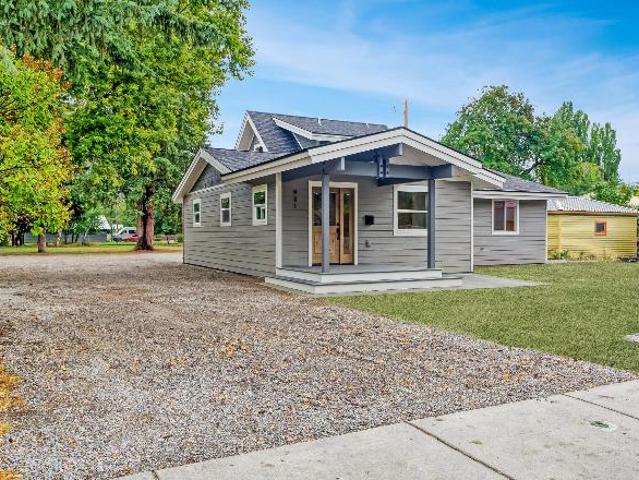 3 Br, 2 bath, Single Family 921 Columbia Ave
