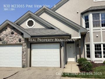 3 BR, 2 BA Apartment N30W23065 Pineview Way, Pewaukee, WI 53072