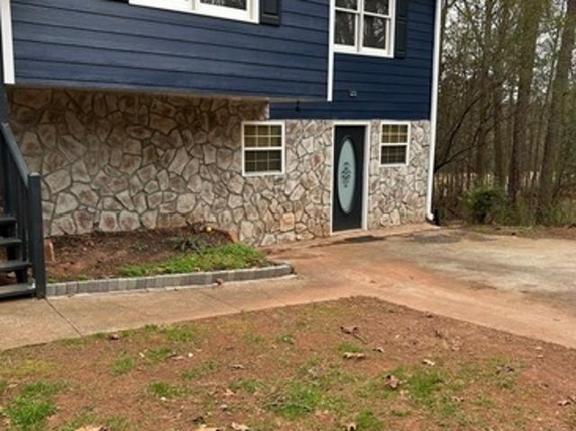 3 BR, 2 BA Apartment Azalea Drive Southeast, Unit 12, Cartersville, GA 30121