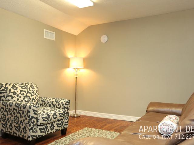 3 BR, 2 BA Apartment Hwy 338 at Monaco Apartments, Lake Jackson, TX 77566