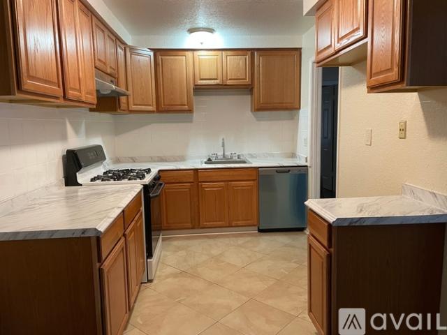 3 BR, 2 BA Apartment Lou Ann Place, Pittsburg, CA 94565