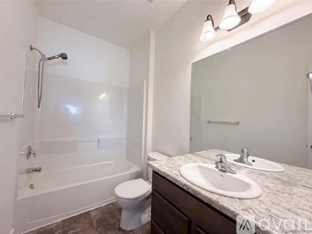 3 BR, 2 BA Apartment San Jose Way, Sacramento, CA 95817