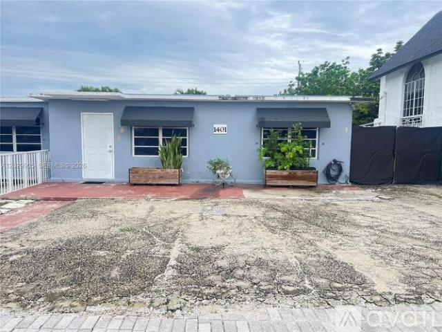 3 BR, 2 BA Apartment 1401 E 8th Ave, Hialeah, FL 33010