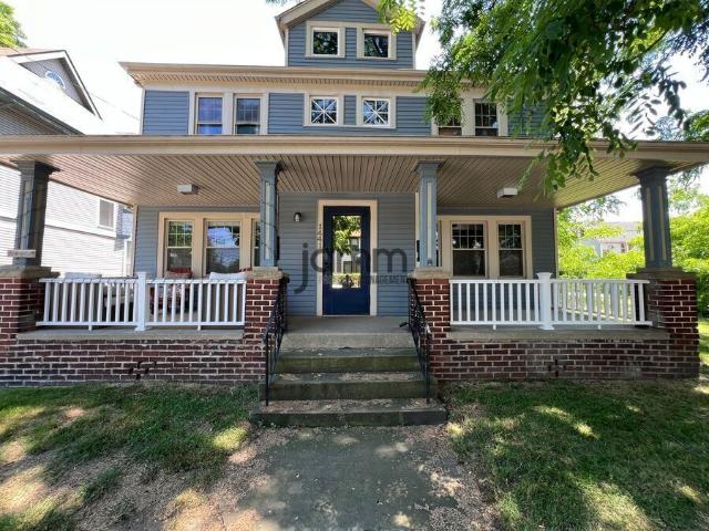3 BR, 2 BA Apartment 1441 West 58th Street 1, Cleveland, OH 44102