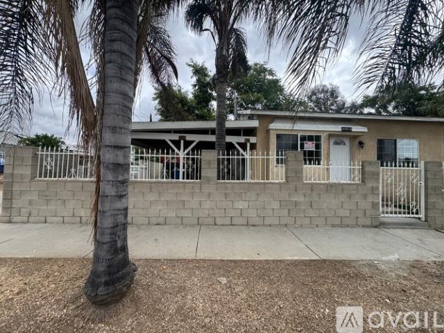 3 BR, 2 BA Apartment 14725 1 2 Polk Street, Sylmar, CA 91342