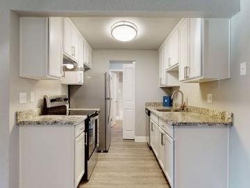 3 BR, 2 BA Apartment 15001 35th Avenue West Unit 17102, Lynnwood, WA 98087