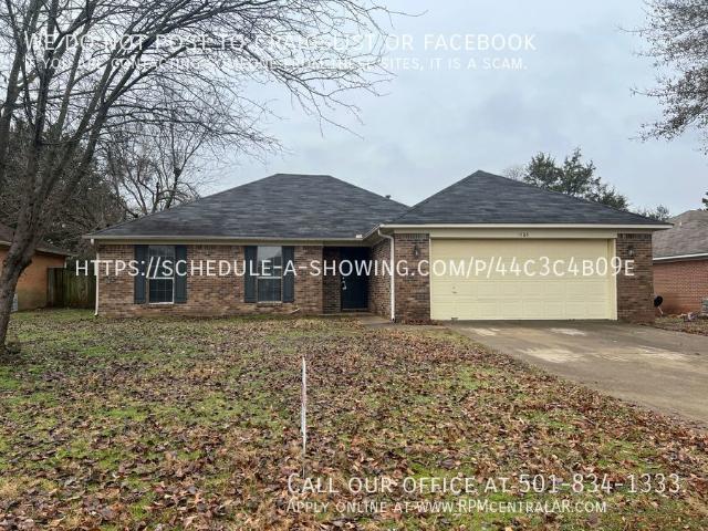 3 BR, 2 BA Apartment 1505 Hathaway Dr Conway, AR 72034