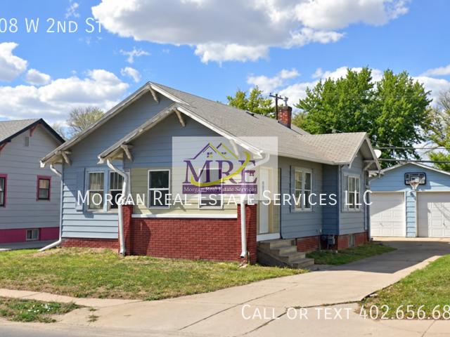 3 BR, 2 BA Apartment 1508 W 2nd St, Hastings, NE 68901