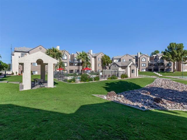 3 BR, 2 BA Apartment 150 South Roosevelt Road Unit 1061, Mesa, AZ 85201
