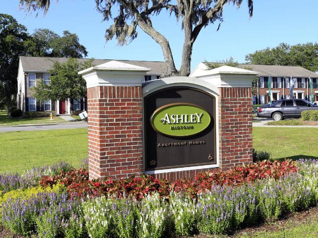 3 BR, 2 BA Apartment 1518 East Park Avenue Unit 64G 1419, Savannah, GA 31404