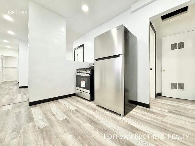 3 BR, 2 BA Apartment 1518 W. 11th Pl, Los Angeles, CA 90015