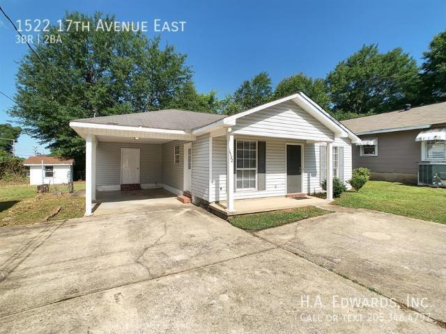 3 BR, 2 BA Apartment 1522 17th Avenue East, Tuscaloosa, AL 35404