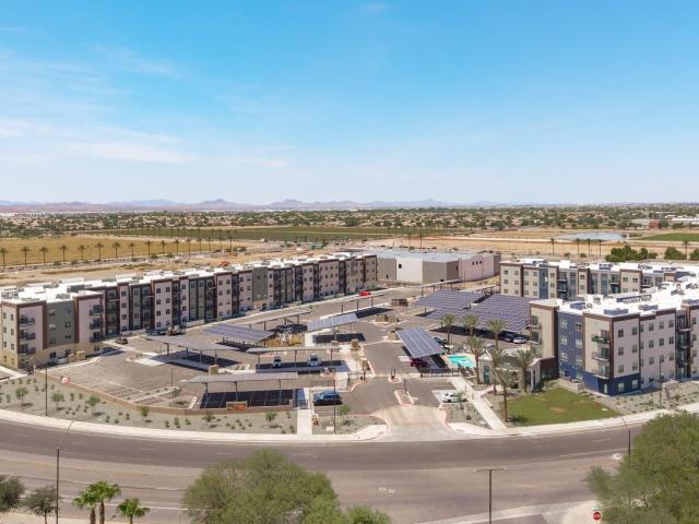 3 BR, 2 BA Apartment 15305 W Goodyear Blvd N Unit 3033, Goodyear, AZ 85338