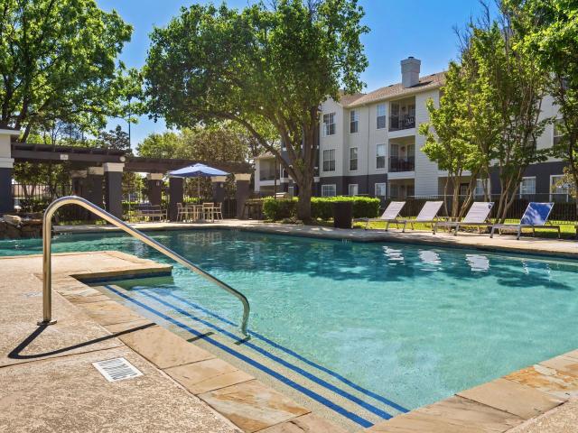 3 BR, 2 BA Apartment 1531 Texas 121 Business Unit 2812, Lewisville, TX 75067