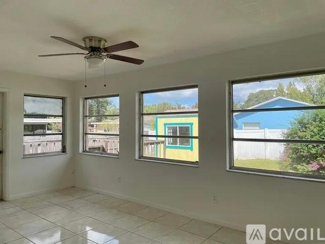 3 BR, 2 BA Apartment 1547 Long St, Clearwater, FL 33755