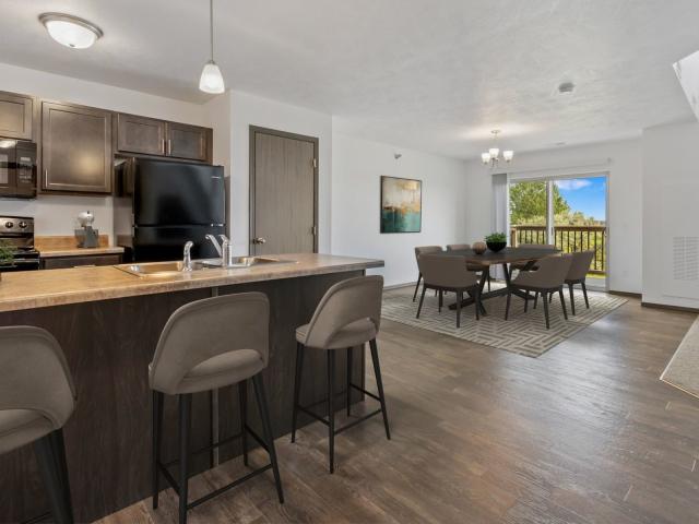 3 BR, 2 BA Apartment 1550 East 69th Street Unit 1520 301, Sioux Falls, SD 57108