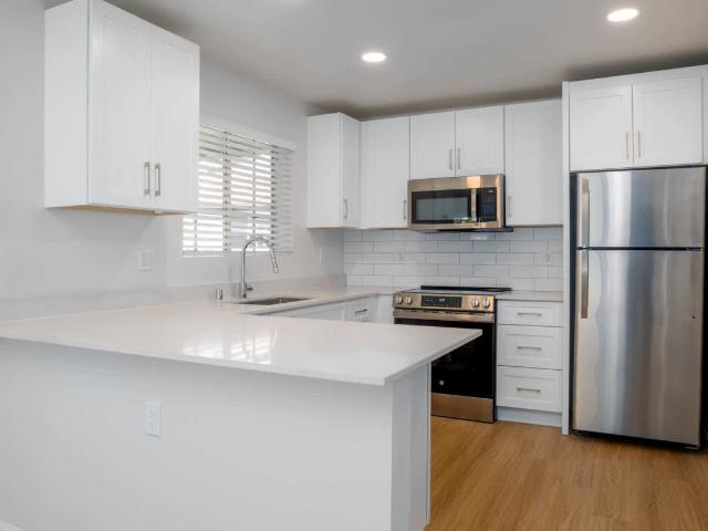 3 BR, 2 BA Apartment 15640 Bernardo Center Drive Unit 907, San Diego, CA 92127