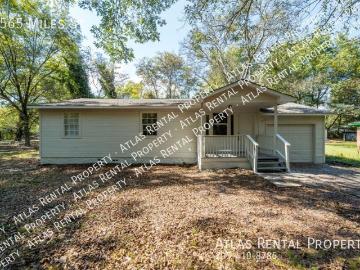 3 BR, 2 BA Apartment 1565 Miles St, Dolomite, AL 35061