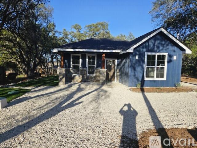 3 BR, 2 BA Apartment 1569 Comfort, Canyon Lake, TX 78133
