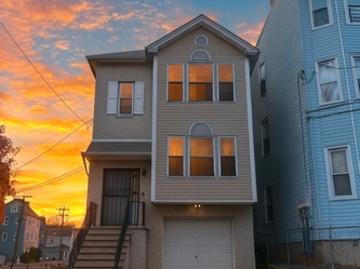 3 BR, 2 BA Apartment 156 Ridgewood Ave, Unit 1, Newark, NJ 07108