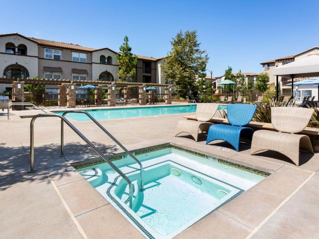 3 BR, 2 BA Apartment 1571 Flynn Road Unit 001 1216, Camarillo, CA 93012