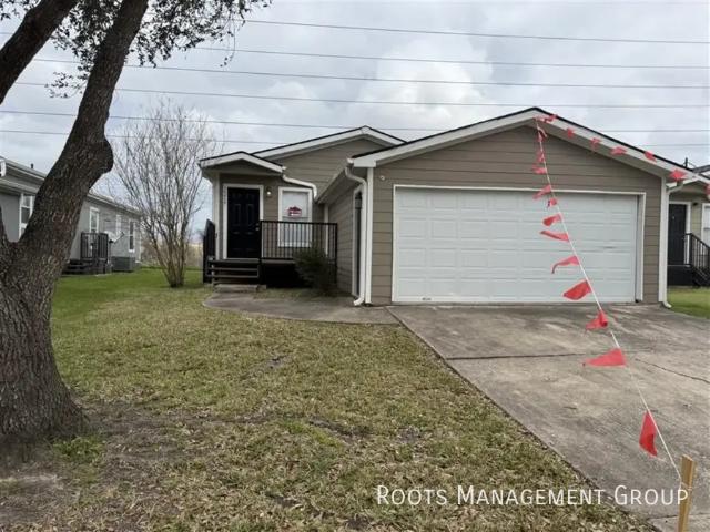 3 BR, 2 BA Apartment 15927 Clarke Springs Drive, Houston, TX 77053