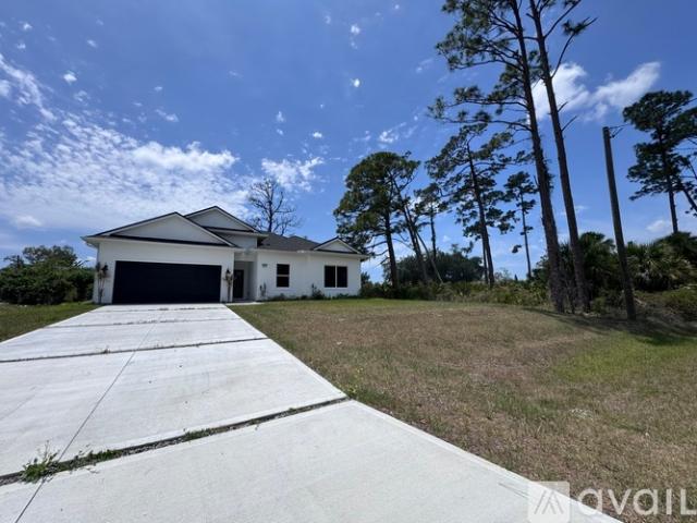 3 BR, 2 BA Apartment 1605 Nora Ln, North Port, FL 34286