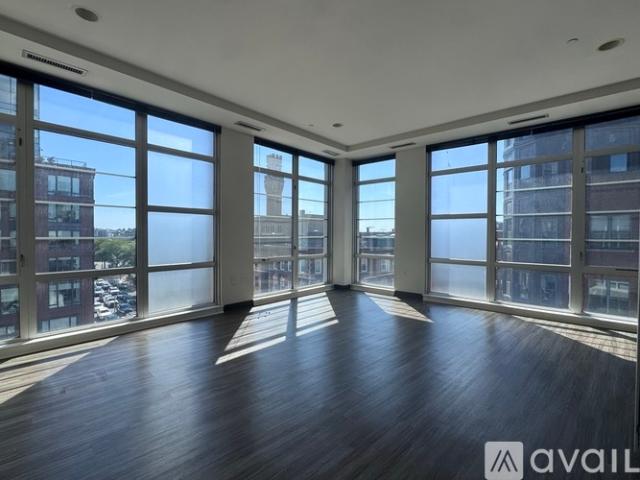 3 BR, 2 BA Apartment 160 E Berkeley St, Unit 501, Boston, MA 02118