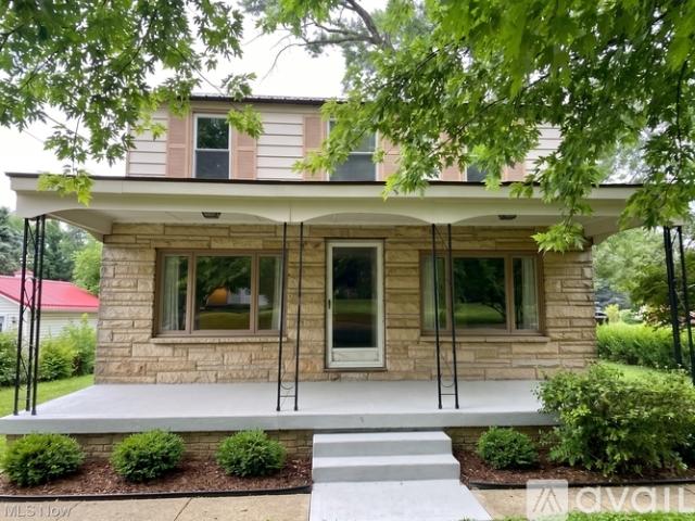 3 BR, 2 BA Apartment 16118 Cannons Ml Rd, East Liverpool, OH 43920