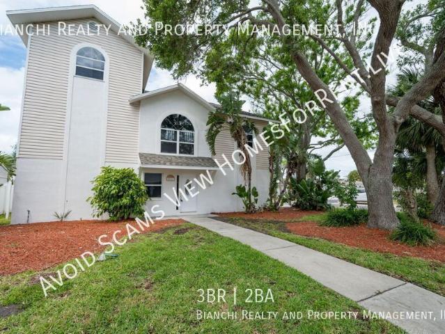3 BR, 2 BA Apartment 1612 1st St, Indian Rocks Beach, FL 33785