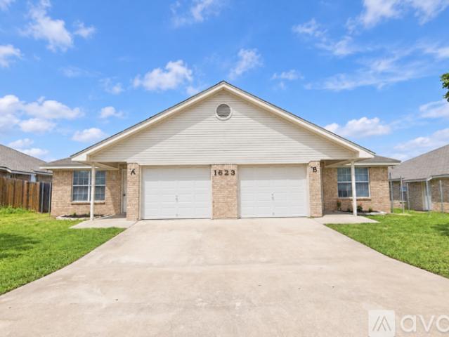 3 BR, 2 BA Apartment 1623 Pima Trail, Unit A, Harker Heights, TX 76548