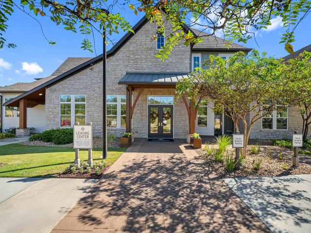 3 BR, 2 BA Apartment 16333 Columns Way Unit 02102, Baton Rouge, LA 70817