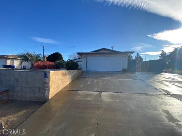 3 BR, 2 BA Apartment 16407 La Paz Drive, Victorville, CA 92395
