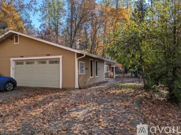 3 BR, 2 BA Apartment 16585 Leafwood Ct, Meadow Vista, CA 95722