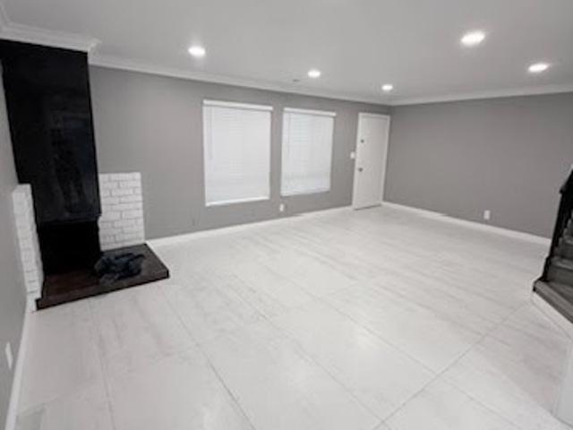 3 BR, 2 BA Apartment 16586 Montego Way, Tustin, CA 92780