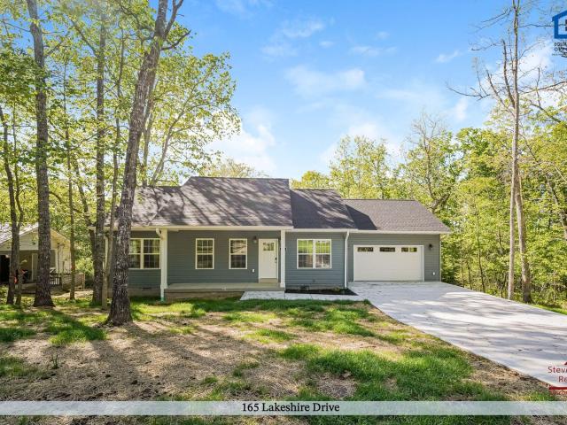 3 BR, 2 BA Apartment 165 Lakeshire Dr, Crossville, TN 38558
