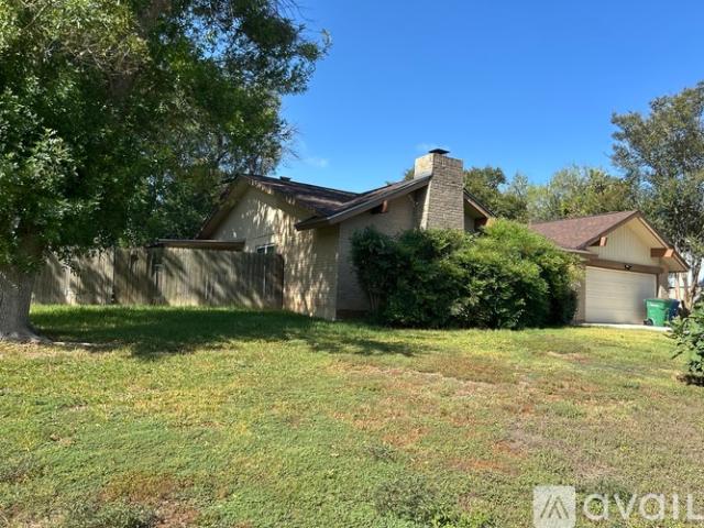 3 BR, 2 BA Apartment 16603 Hunting Valley Street, San Antonio, TX 78247
