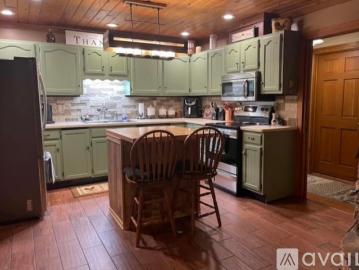 3 BR, 2 BA Apartment 166 Fox Shadow Lane, Rising Fawn, GA 30738