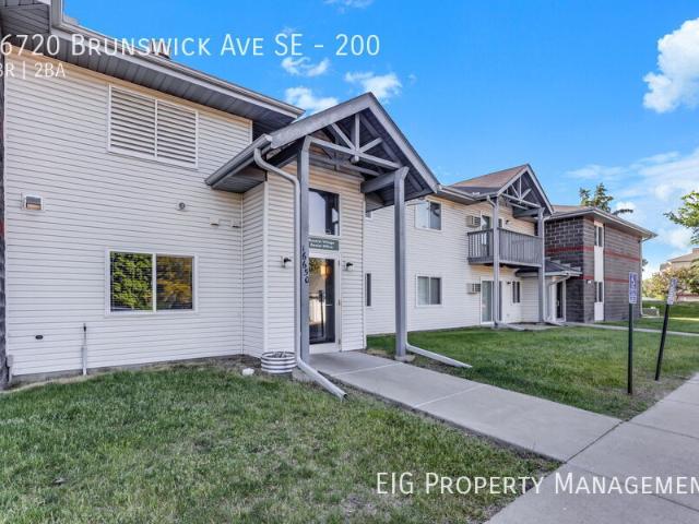3 BR, 2 BA Apartment 16720 Brunswick Ave SE, Prior Lake, MN 55372